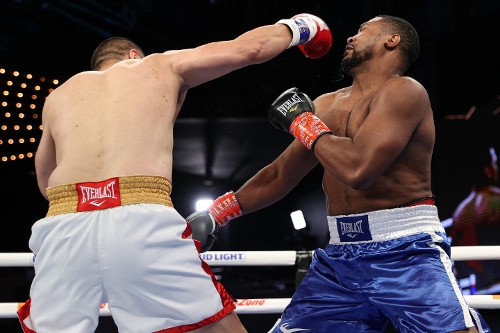 zhang-lewis-fight (3).jpg