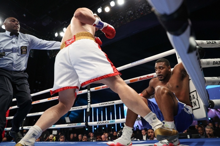 zhang-lewis-fight (9).jpg