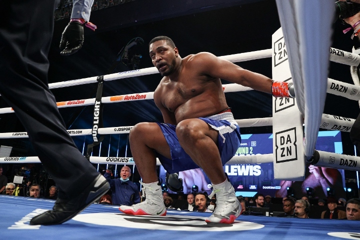 zhang-lewis-fight (10).jpg