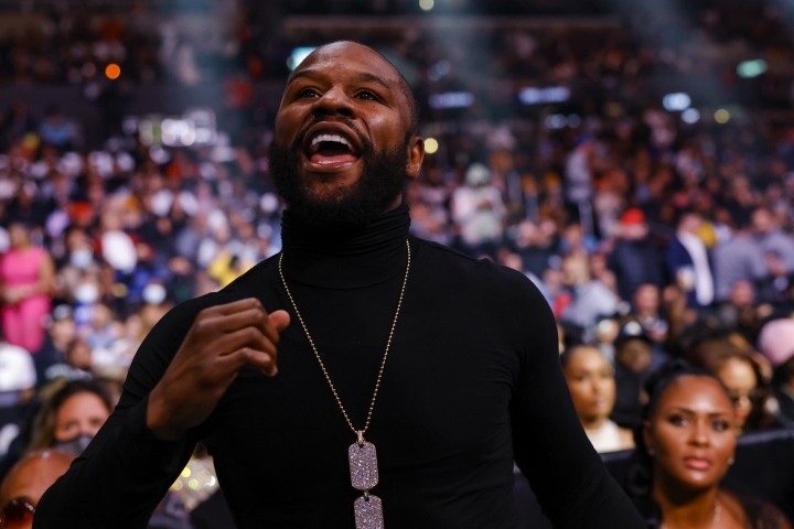 floyd-mayweather_1638777098.jpg