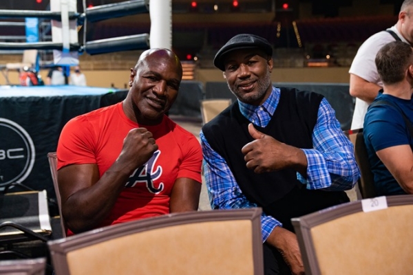 ortiz-vs-martin-weigh-in-12-31-21_01_01_2022_weigh-in_ryan-hafey-_-premier-boxin.jpg