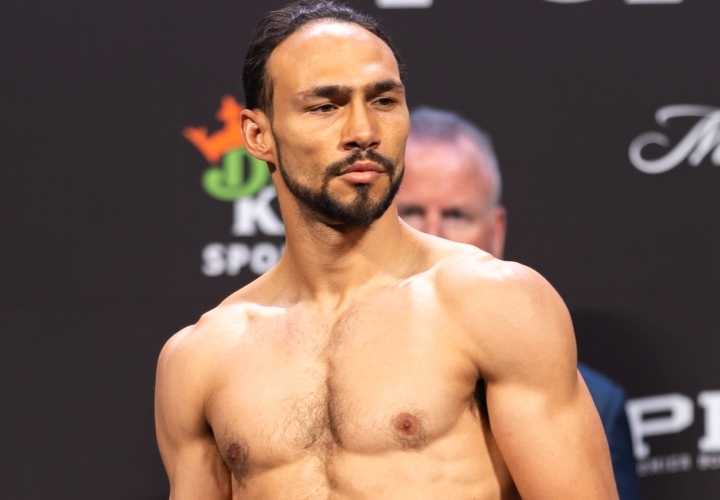 keith-thurman-hafey (2)_1644020290.jpg