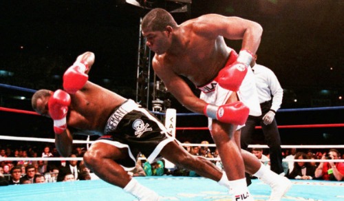 Riddick-Bowe-Jessue-Ferguson-AP-photo-by-Marc-Wilson.jpg