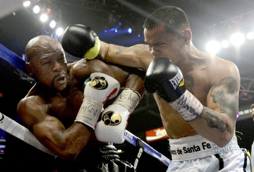 Mayweather-vs-maidana-may-3-2014-06-photo-by-naoki-fukuda.jpg