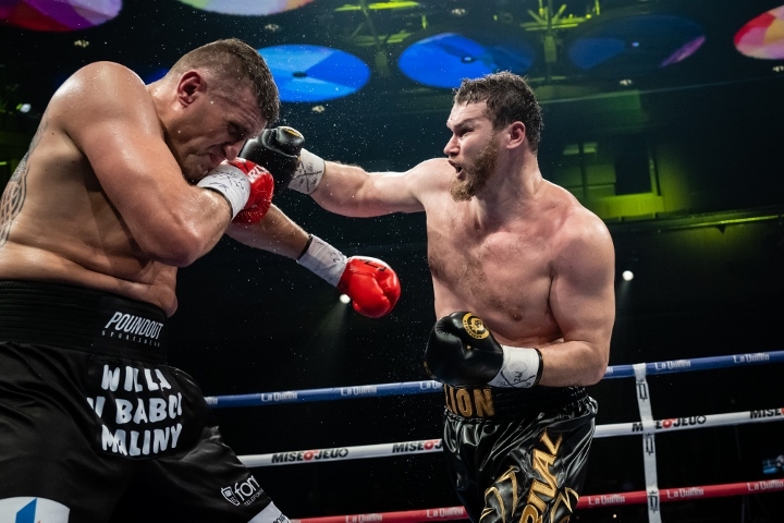 makhmudov-wach-fight (13).jpg