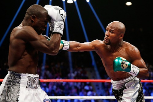 Mayweather-Berto_487988082.jpg