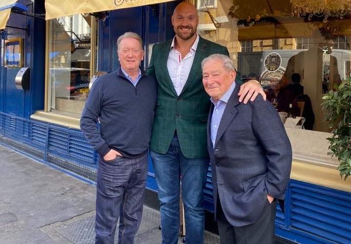 fury-warren-arum.jpg