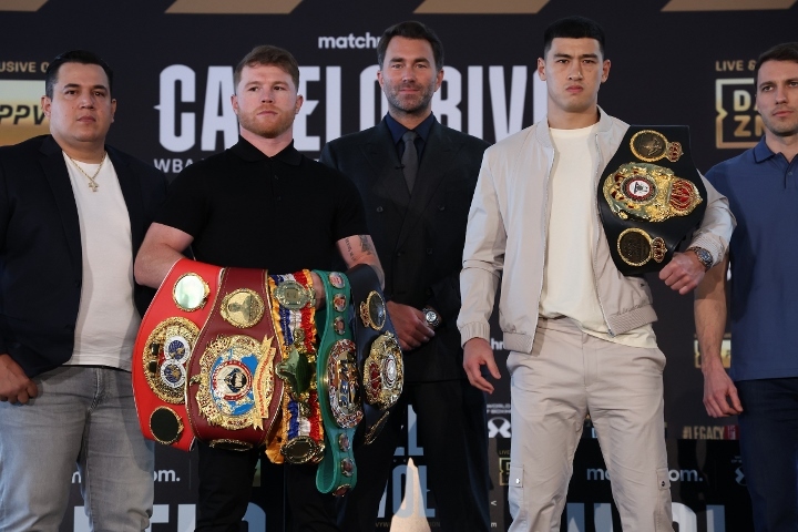 canelo-bivol (7).jpg