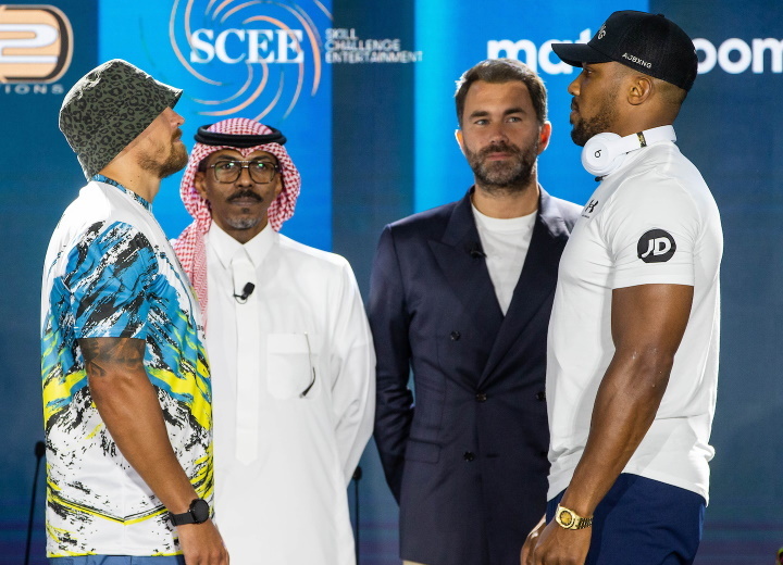usyk-joshua_1655845091.jpg