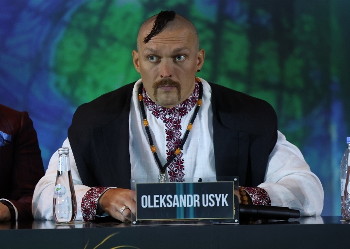 oleksandr-usyk (3)_1660752496.jpg