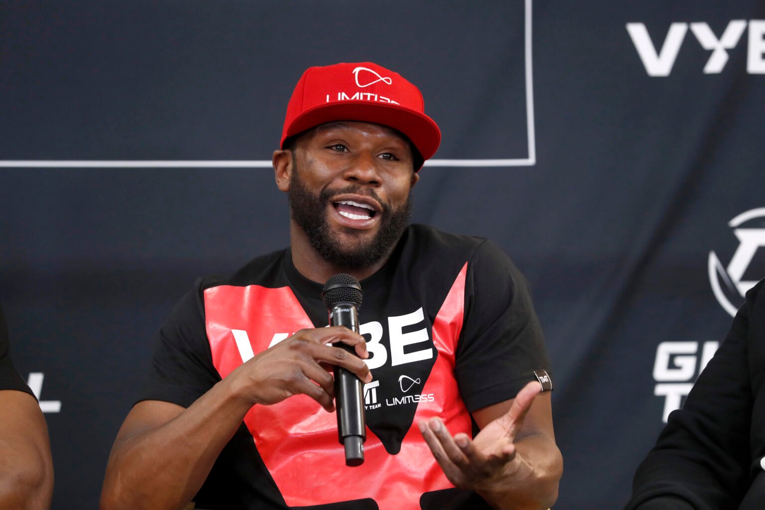 floyd-mayweather-GOAT-1536x1024.jpg