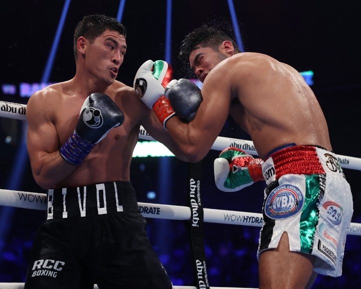 bivol-ramirez-fight (15).jpg