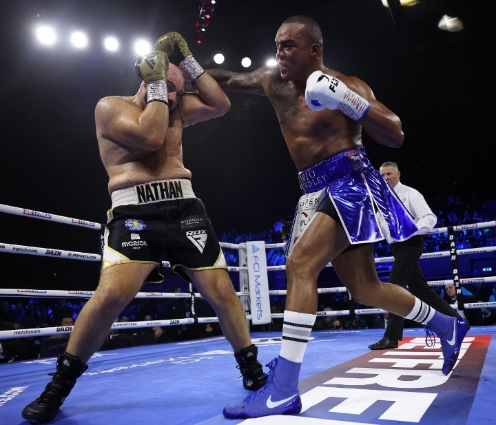 whyte-franklin-fight (1).jpg
