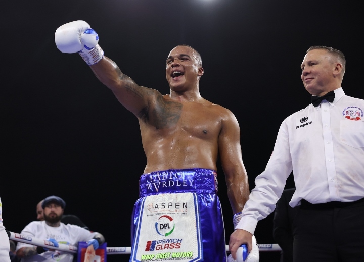 whyte-franklin-fight (14).jpg