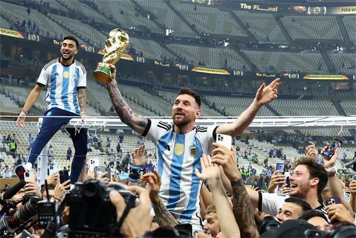 2022-12-18T195220Z_1254653728_UP1EICI1IGONY_RTRMADP_3_SOCCER-WORLDCUP-ARG-FRA-RE.jpg