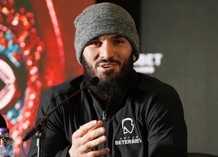 artur-beterbiev (2)_1674756764.jpg