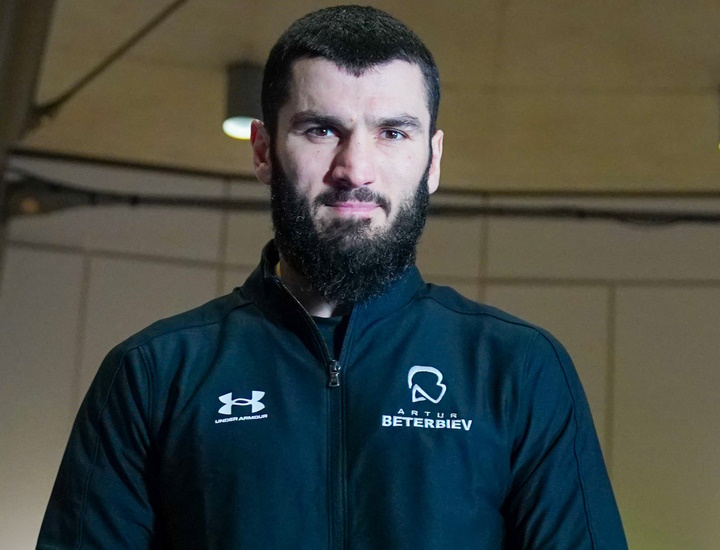 artur-beterbiev_1674704908.jpeg