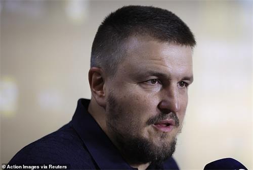 68544237-11843597-Oleksandr_Usyk_s_promoter_Alex_Krassyuk_says_the_Ukrainian_s_u.jpg