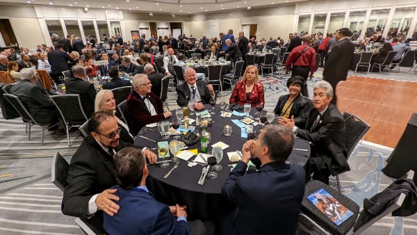 Banquet-crowd-1.jpg