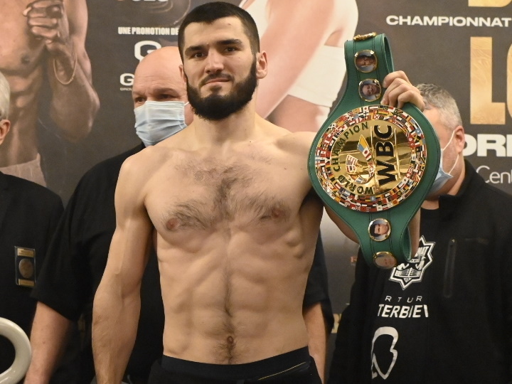 artur-beterbiev_1672994611.jpg