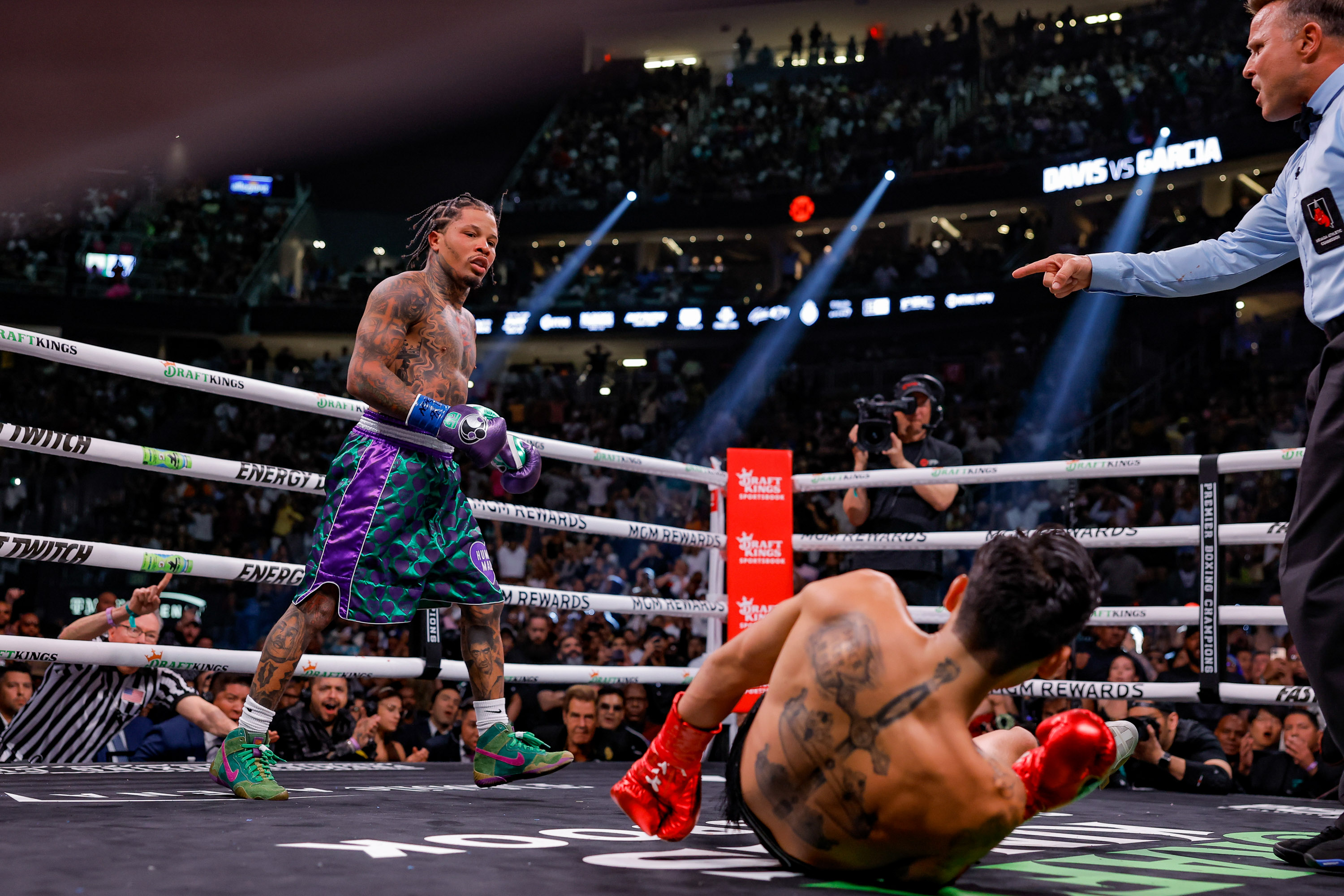 0042_Gervonta_Davis_vs_Ryan_Garcia_b8e1c86fed.jpg