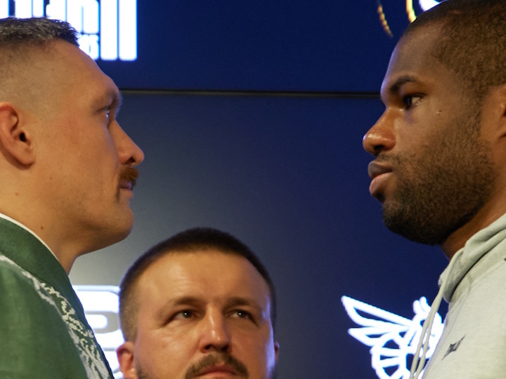 usyk-dubois_1692897791.jpg