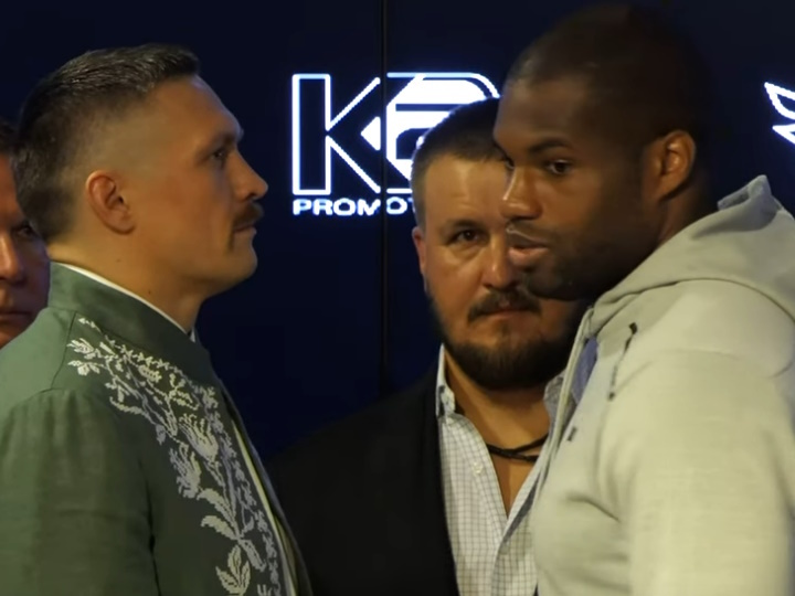 usyk-dubois-2332.jpg