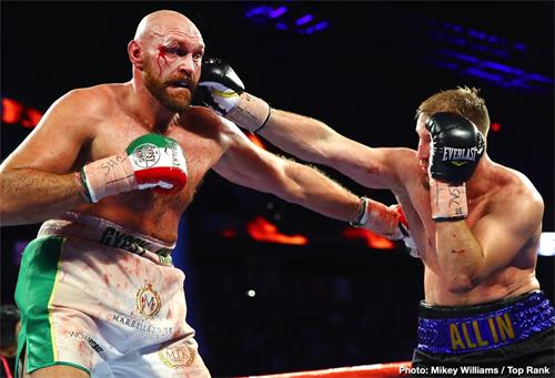 5df4466628ac410664bd276b_0-Tyson_Fury_vs_Otto_Wallin_action5.jpg