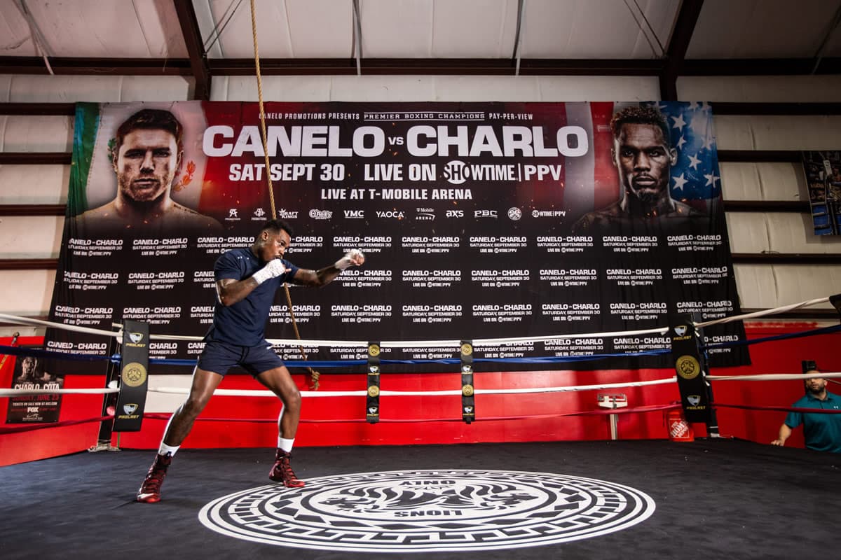 jermell-charlo-media-workout-4.jpg