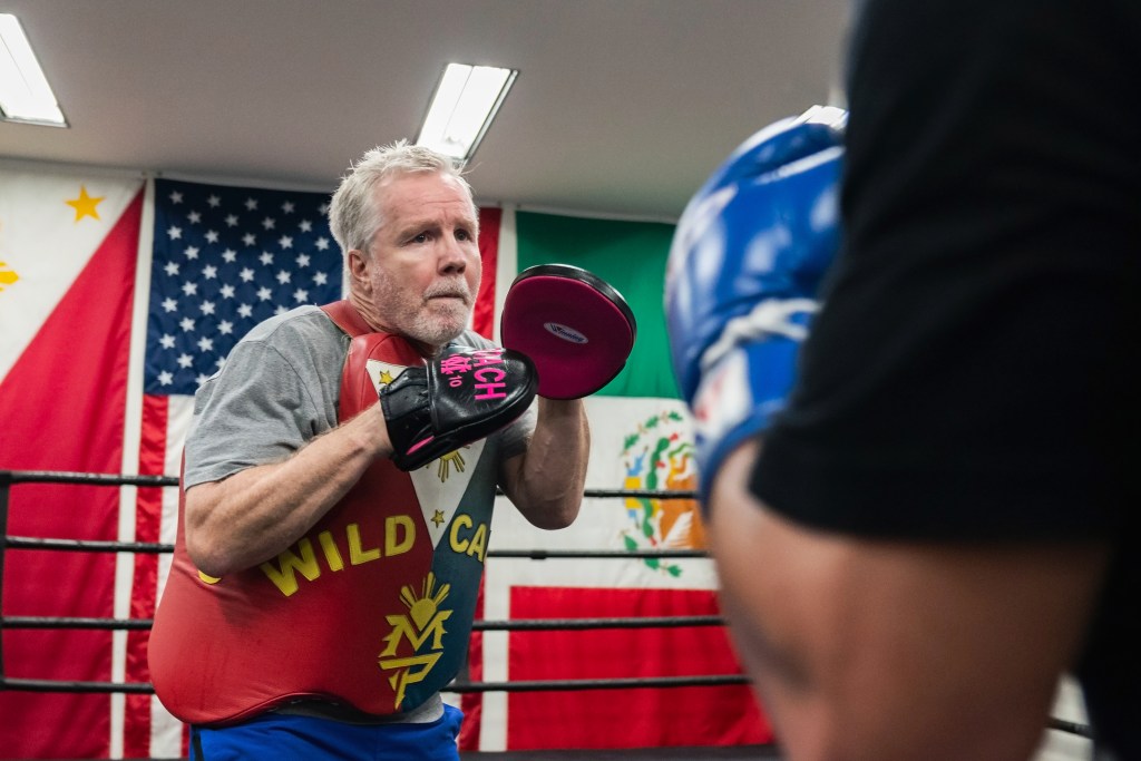 Manny_Pacquiao_Camp_Visit_07_26_2021_08_21_2021_Training_camp_Ryan_Hafey_Premier.jpg