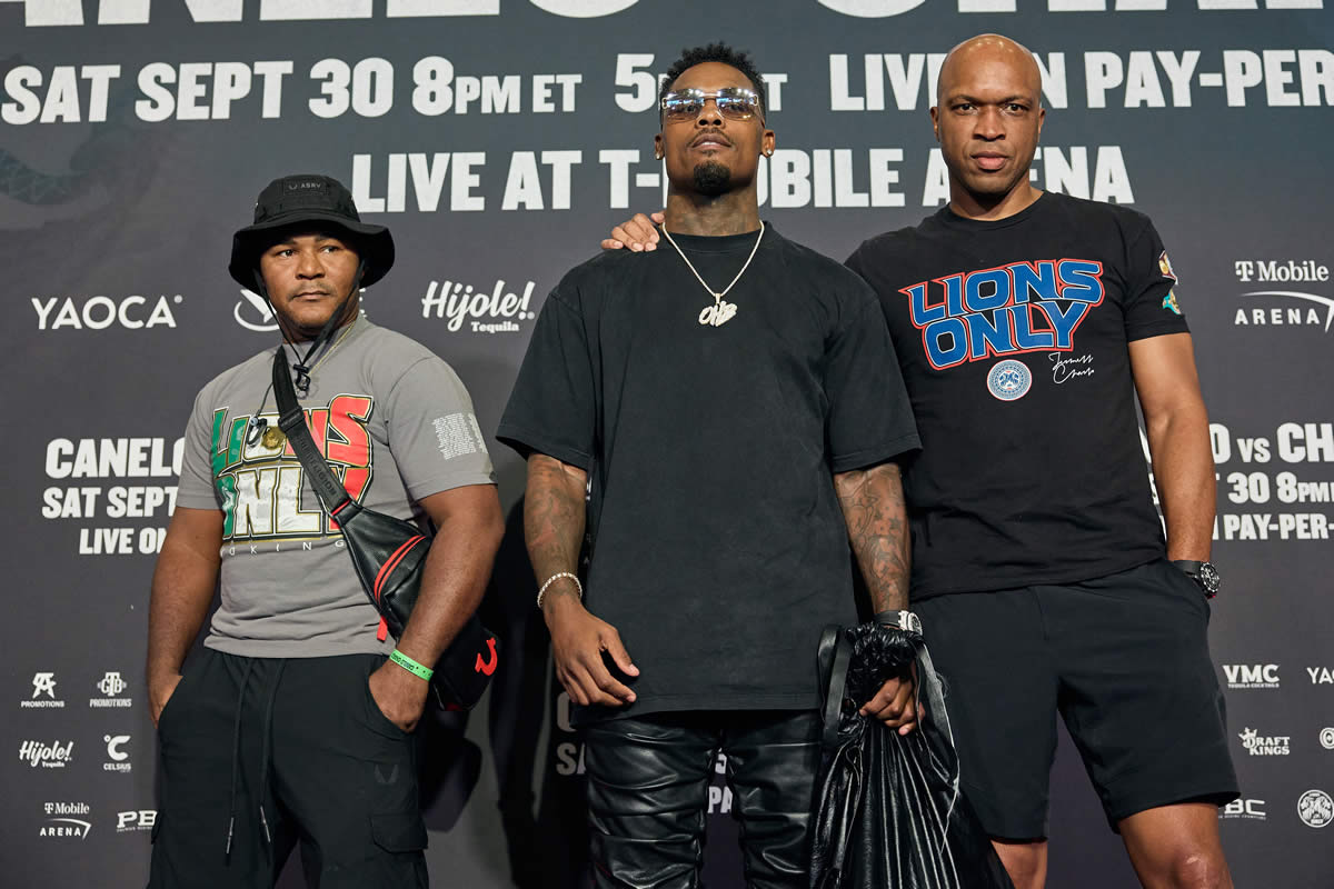 jermell-charlo-grand-arrival-1.jpg