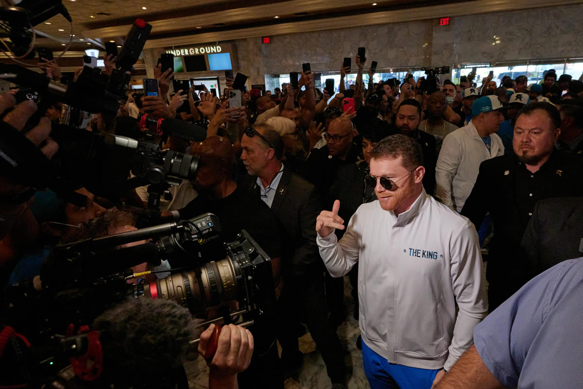 canelo-alvarez-grand-arrival-4.jpg
