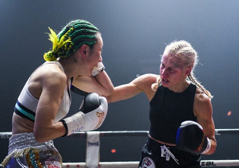 Sana-Hazuki-vs-Denise-Castle_by-Wasim-Mather_DSC_5082-770x541.jpg