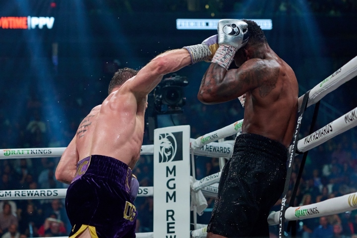 canelo-charlo-fight (4).jpg