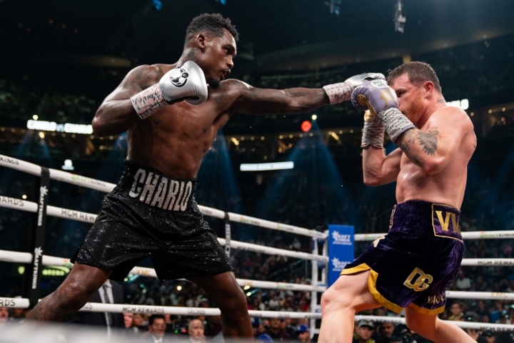 canelo-charlo-fight-hafey (2).jpg