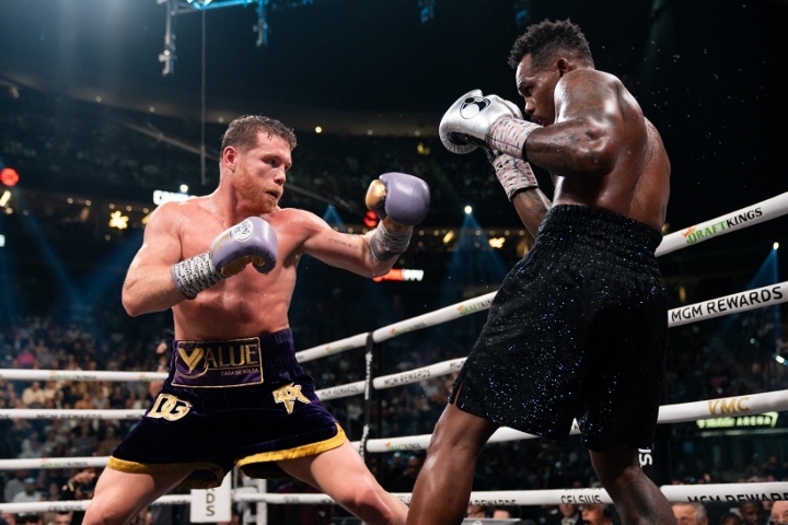 canelo-charlo-fight-hafey (17).jpg