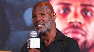 bernard-hopkins-speaking-conference-2-960x540.jpg