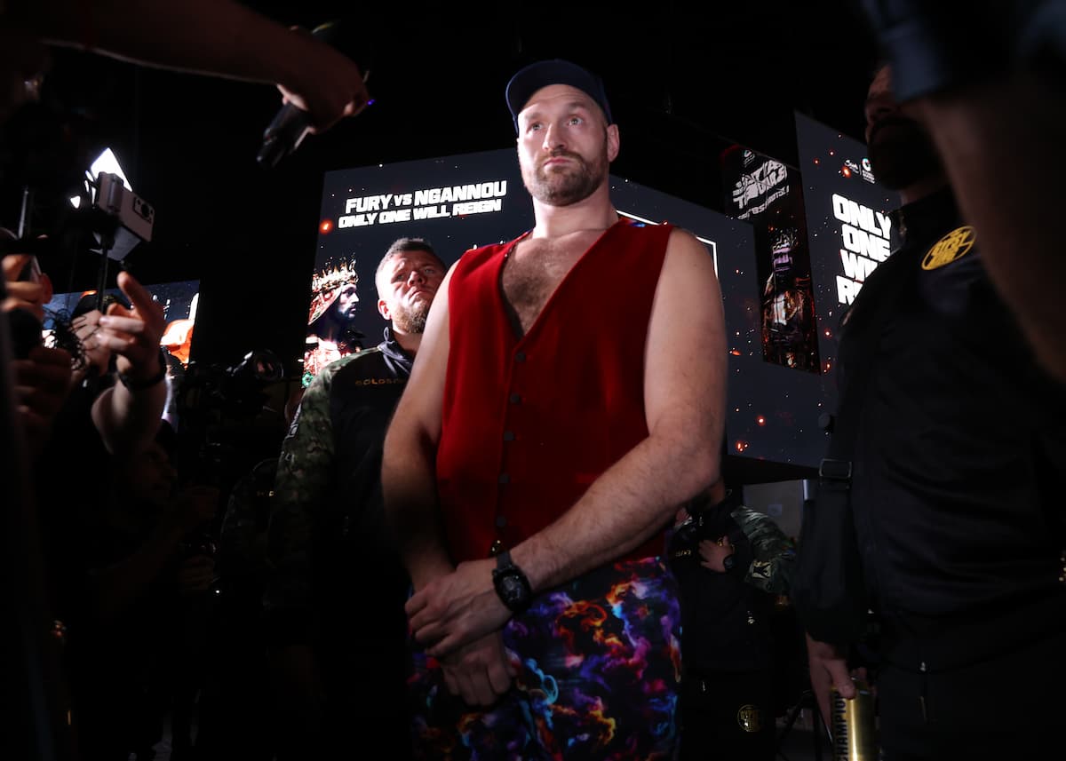 tyson-fury-grand-arrival.jpg