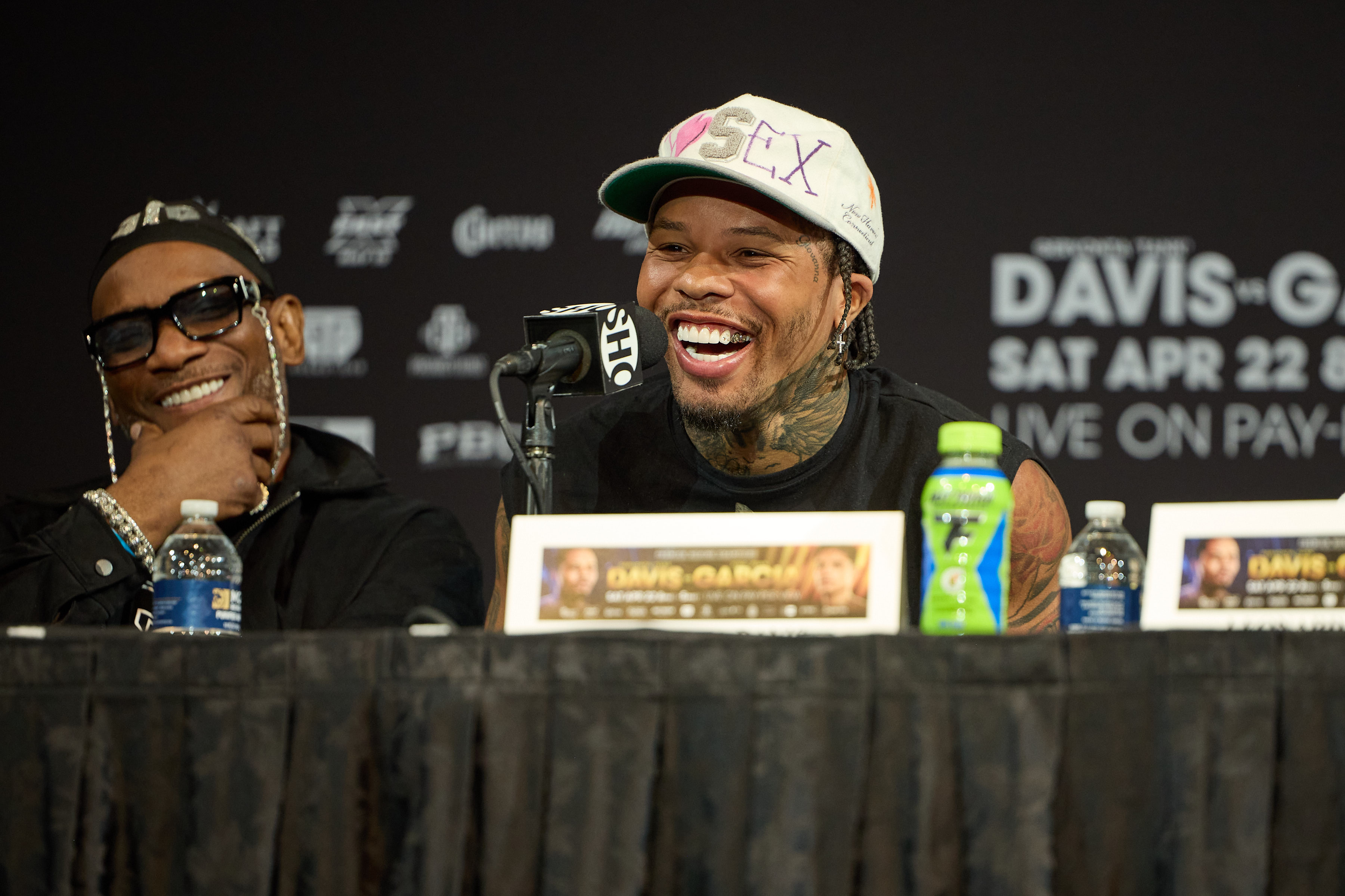 Calvin_Ford_Gervonta_Davis_1a6bcb927b.jpg