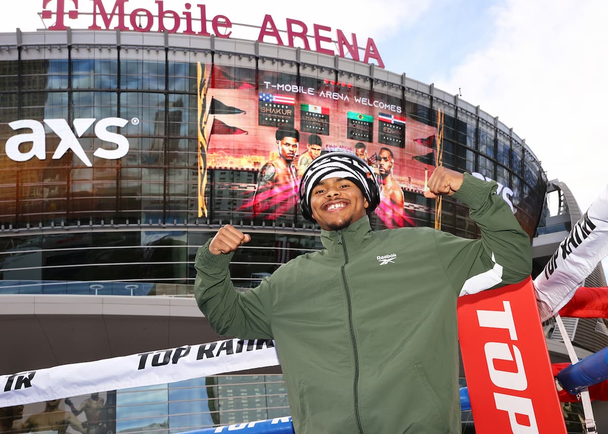 shakur-stevenson-pose.jpg