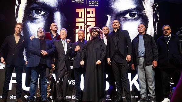 fury-usyk-kickoff15.jpg
