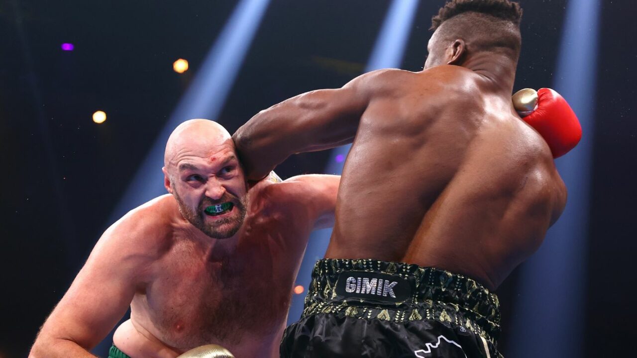 Tyson-Fury-and-Francis-Ngannou-5-1280x720.jpg