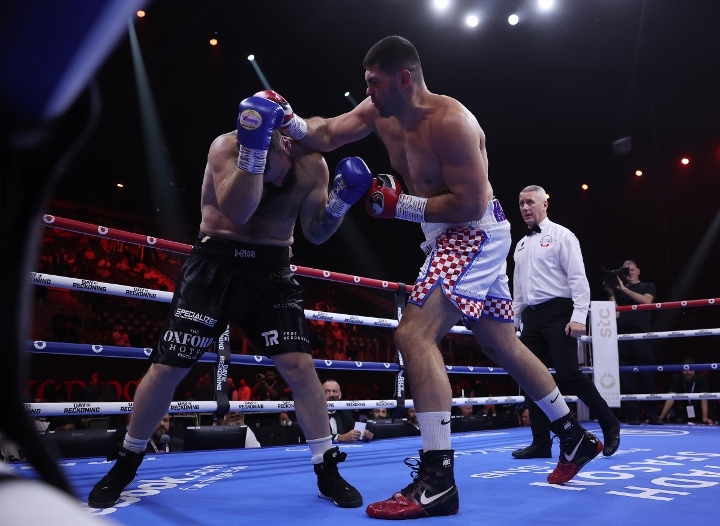 hrgovic-de-mori-fight (4).jpg