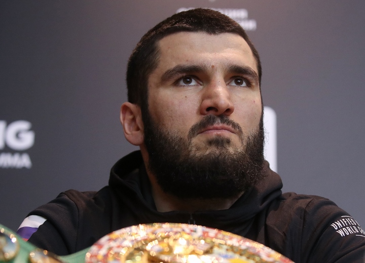 artur-beterbiev (4)_1615826859.jpg