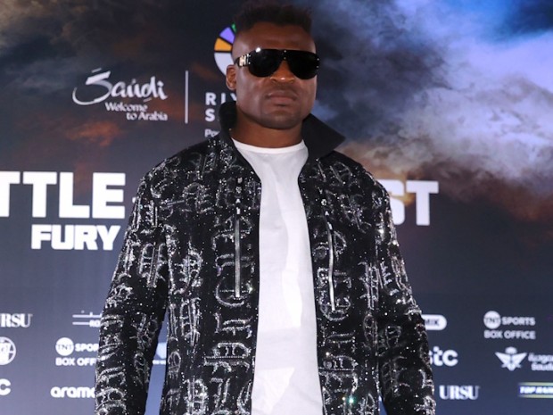 francis-ngannou-2_conew1.jpg