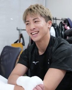 NaoyaInoue-8-243x300.jpg