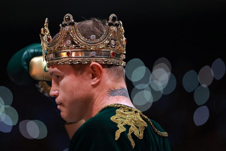 canelo-crown_GettyImages-1488069800-770x513.jpg