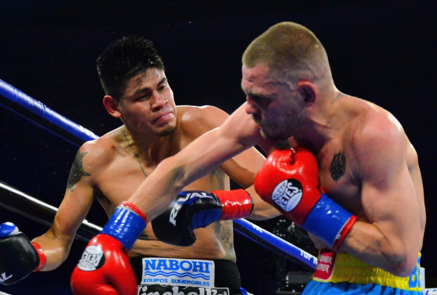 Emanuel-Navarrete-vs-Denys-Berinchyk_Villasenor-1536x1035.jpg