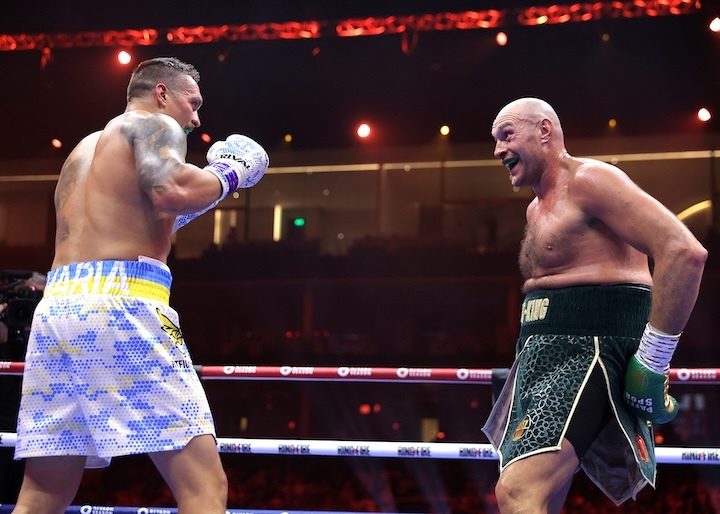 Tyson Fury vs Oleksandr Usyk_action11.jpg