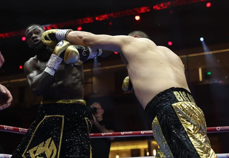 zhilei-zhang-left-hand-deontay-wilder-770x531.jpg